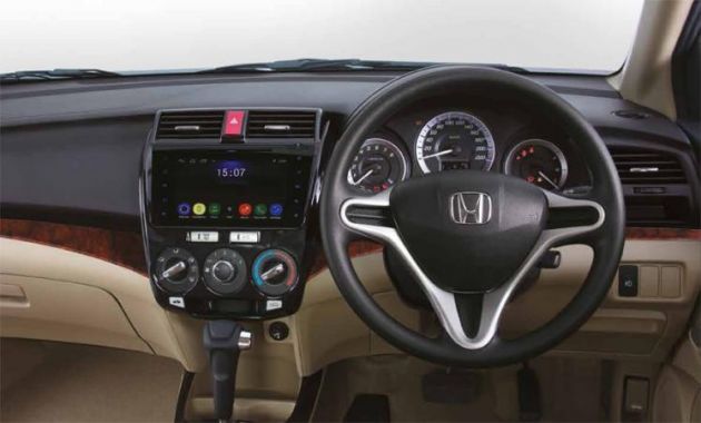 Honda Pakistan dikritik kerana masih jual sedan City generasi ketiga selama 12-tahun, tiada beg udara
