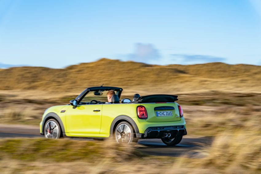 GALLERY: F57 MINI Convertible LCI in Zesty Yellow 1261915