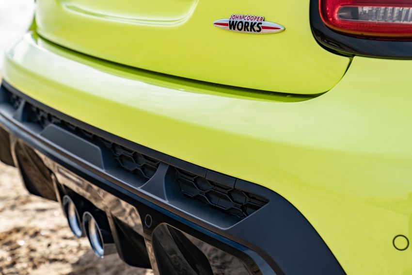 GALERI: MINI Convertible LCI F57 dalam Zesty Yellow 1262734