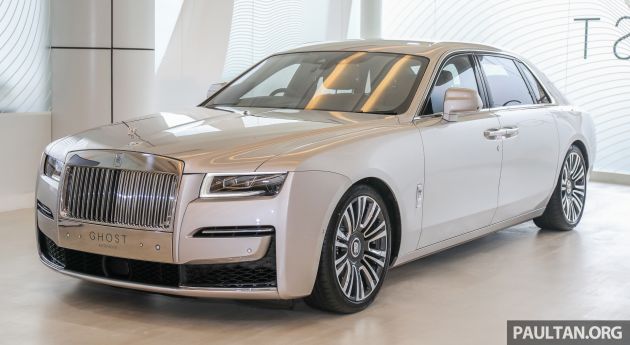 RollsRoyce Ghost V12 Extended On Road Price Petrol Features  Specs  Images