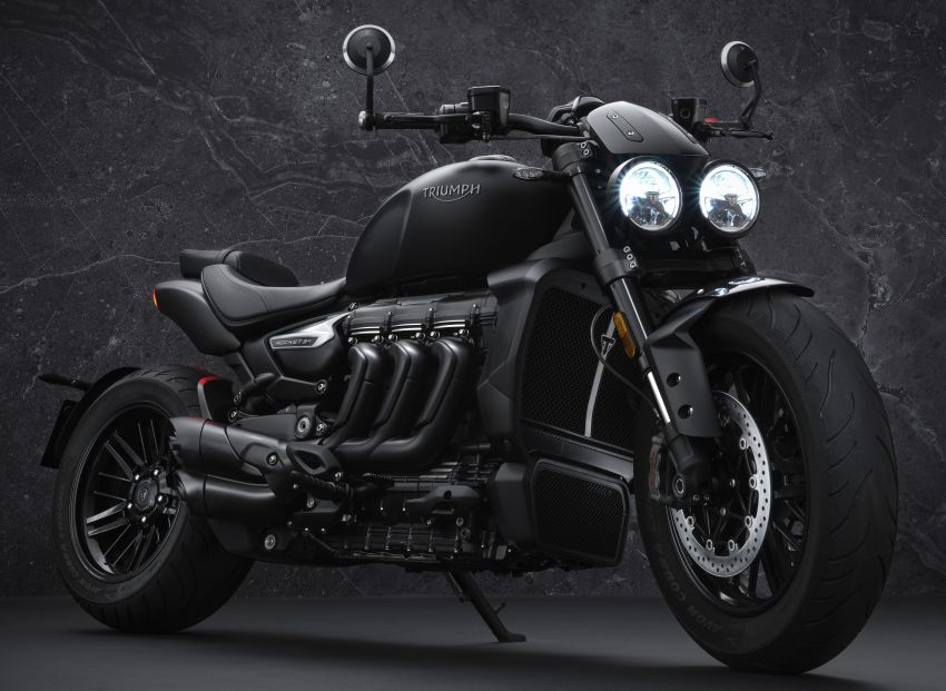 2021 Triumph Rocket 3 R Black and Rocket 3 GT Triple Black – limited edition run of 1,000 units, worldwide 1260527