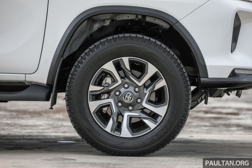 GALERI: Toyota Fortuner 2.8 VRZ 2021 – RM203,183 1265996