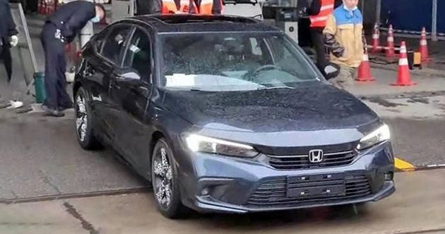 Honda Civic 2022 produksi tampil dalam warna kelabu