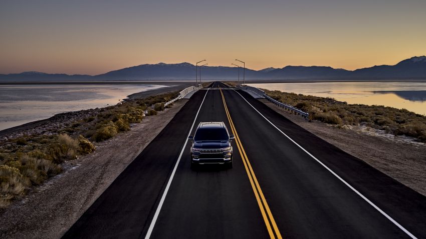 2022 Jeep Wagoneer, Grand Wagoneer debut – luxury three-row SUVs with V8 power and plenty of screens 1262444