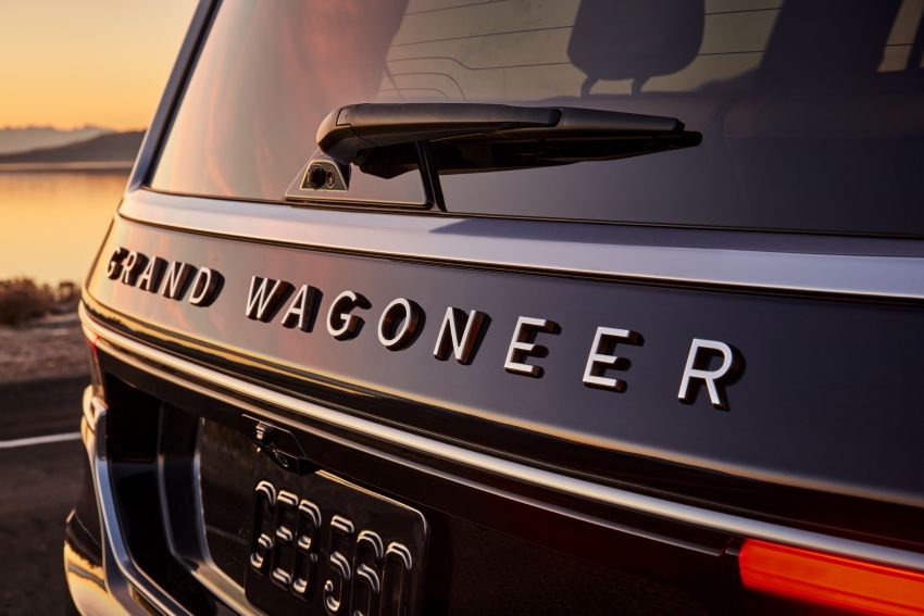 2022 Jeep Wagoneer, Grand Wagoneer debut – luxury three-row SUVs with V8 power and plenty of screens 1262456