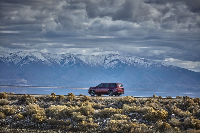 2022 Jeep Wagoneer, Grand Wagoneer debut – luxury three-row SUVs with V8 power and plenty of screens 1262385