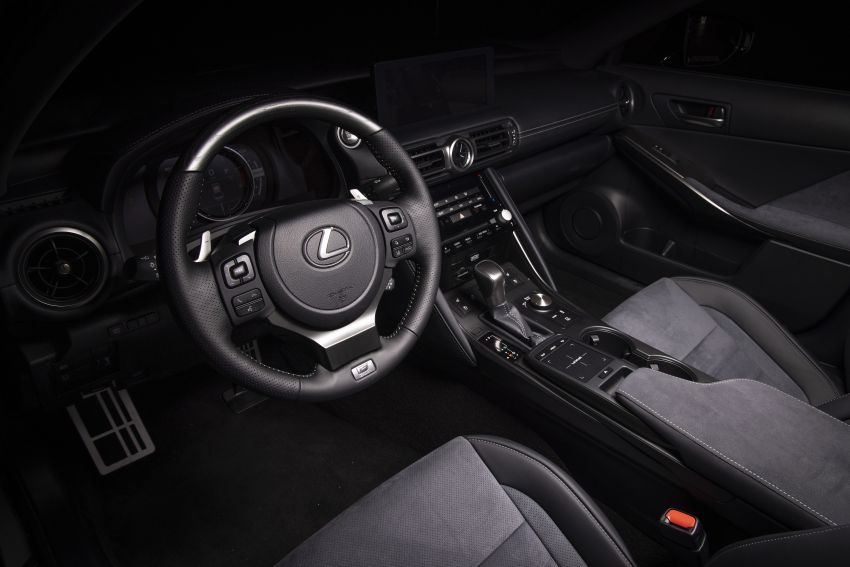 Lexus IS 500 F Sport Performance Launch Edition 2022 dapat warna kelabu eksklusif, roda BBS – 500 unit saja 1267069