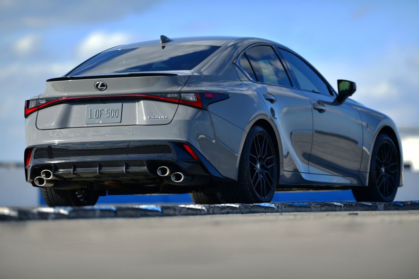 Lexus IS 500 F Sport Performance Launch Edition 2022 dapat warna kelabu eksklusif, roda BBS – 500 unit saja 1267082