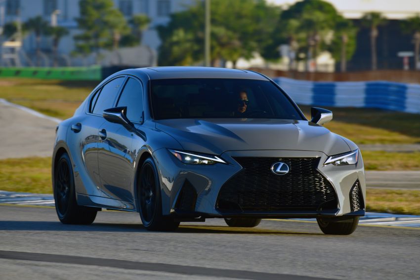 Lexus IS 500 F Sport Performance Launch Edition 2022 dapat warna kelabu eksklusif, roda BBS – 500 unit saja 1267091