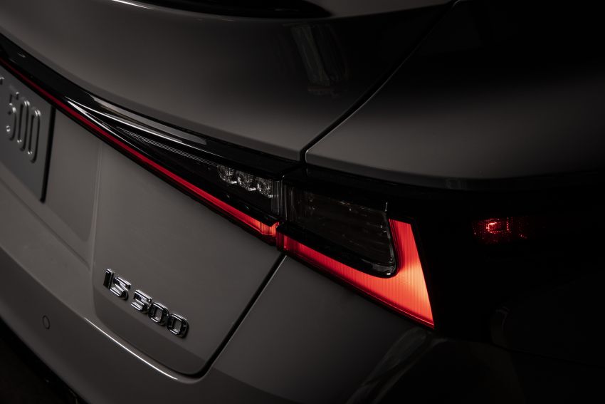 Lexus IS 500 F Sport Performance Launch Edition 2022 dapat warna kelabu eksklusif, roda BBS – 500 unit saja 1267058