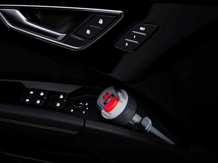 Audi Q4 e-tron – first look at its hi-tech, spacious cabin 1260873