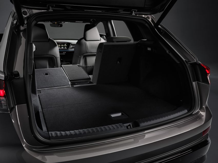 Audi Q4 e-tron – first look at its hi-tech, spacious cabin 1260892