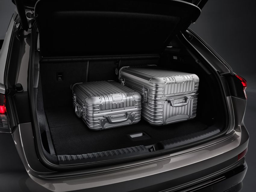 Audi Q4 e-tron – first look at its hi-tech, spacious cabin 1260899