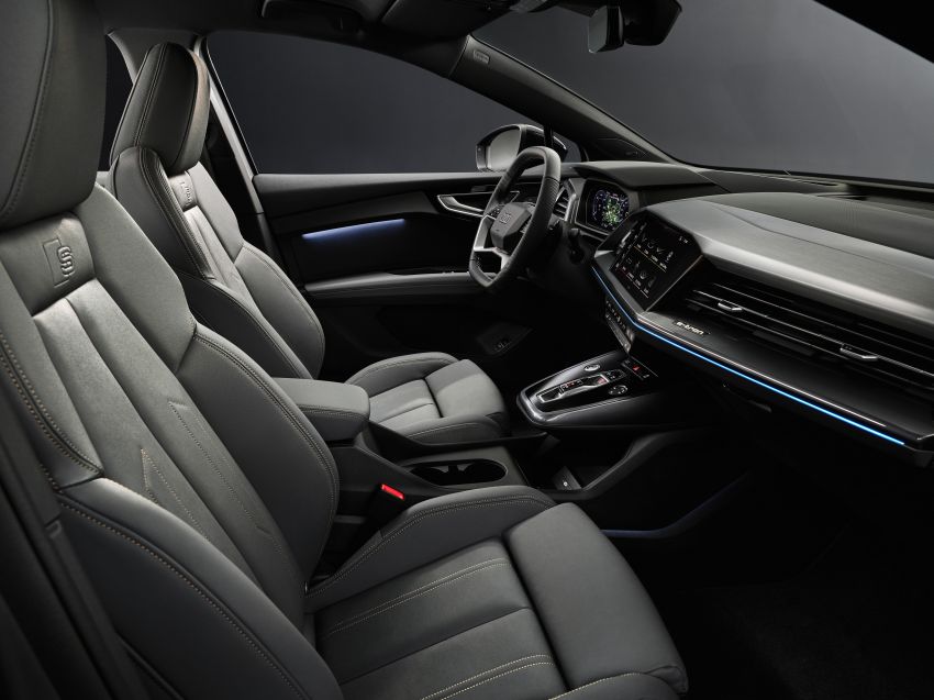 Audi Q4 e-tron – first look at its hi-tech, spacious cabin 1260913