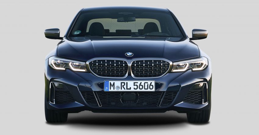 BMW kidney grilles – designs of the past and present 1260321