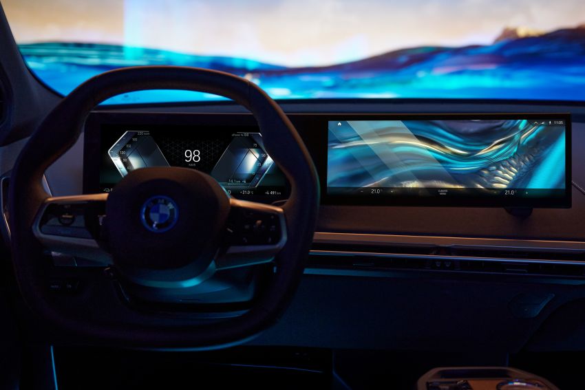 BMW reveals next-gen iDrive with Operating System 8 – first debut in the iX later this year, followed by the i4 1263892