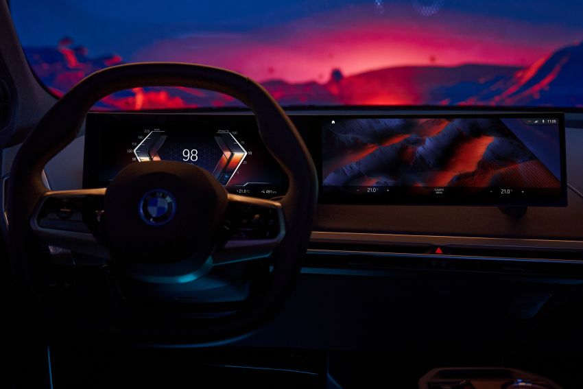 BMW reveals next-gen iDrive with Operating System 8 – first debut in the iX later this year, followed by the i4 1263893