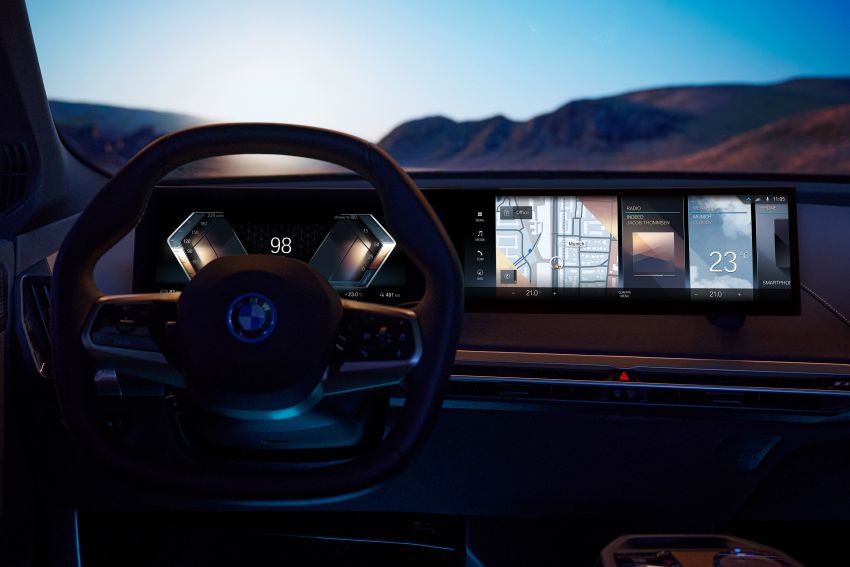 BMW reveals next-gen iDrive with Operating System 8 – first debut in the iX later this year, followed by the i4 1263896