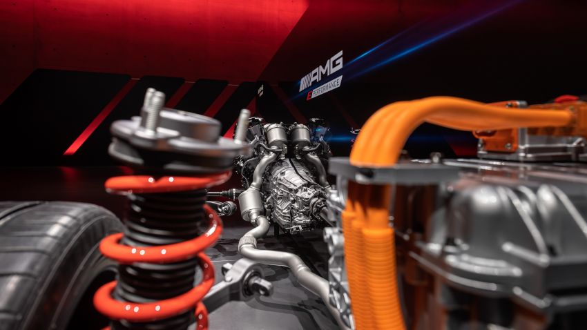 Mercedes-AMG E Performance PHEV diperincikan – enjin V8 C63 akan diganti dengan 4 silinder sebaris 1271933