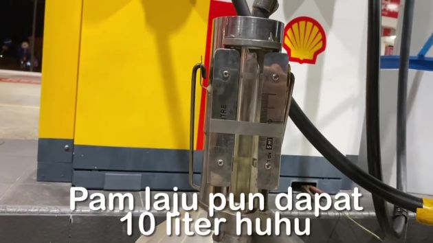 Depressing the handle on a fuel nozzle fully results in less fuel delivered than you paid for – fact or fiction?