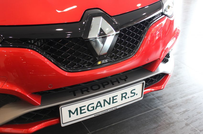 Renault Megane RS 300 Trophy facelift launched in Malaysia – 300 PS and 420 Nm, EDC auto only, RM326k 1268732