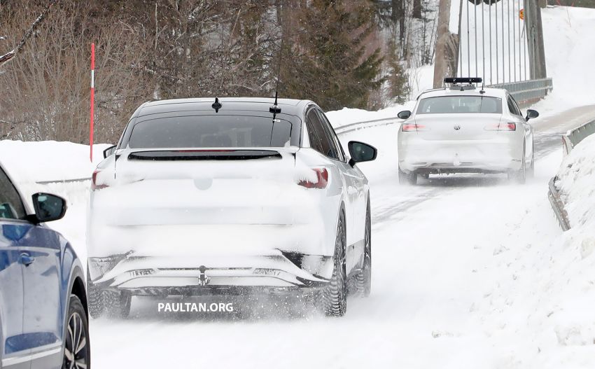 SPIED: Volkswagen ID.5 seen on cold-weather test 1264122