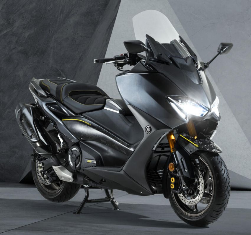 Yamaha TMax 20th Anniversary 2021 – hanya 560 unit dikeluarkan, guna panel gentian karbon forged 1259423