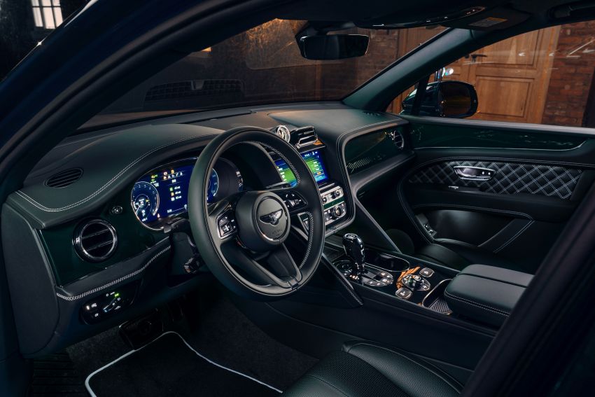 Bentley Bentayga Hybrid by Mulliner – one-off special for a customer in China, Viridian theme inside and out 1272386