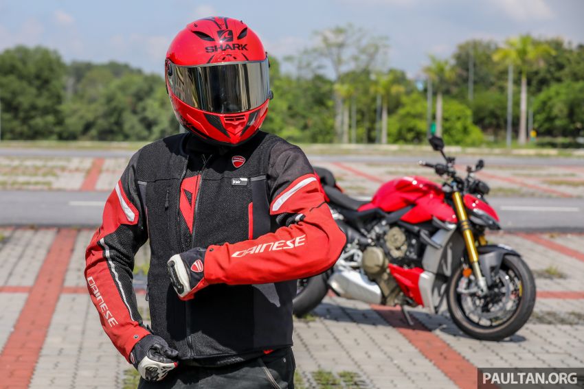REVIEW: Ducati Smart Jacket airbag vest, RM4,299 1276356
