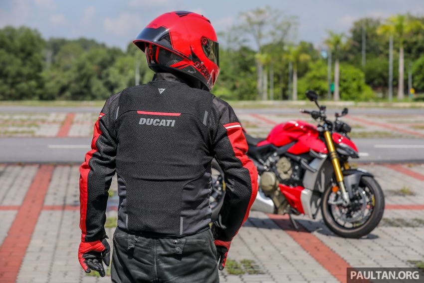REVIEW: Ducati Smart Jacket airbag vest, RM4,299 1276360