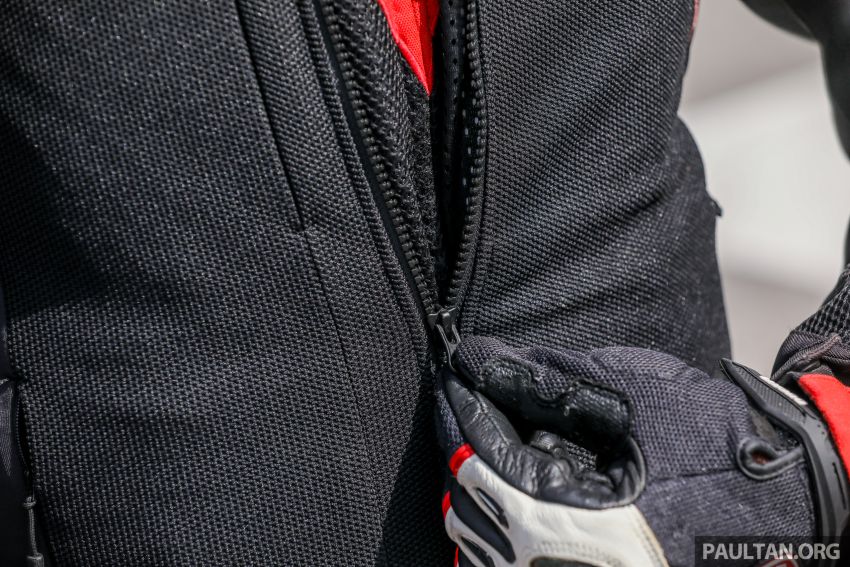 REVIEW: Ducati Smart Jacket airbag vest, RM4,299 1276331