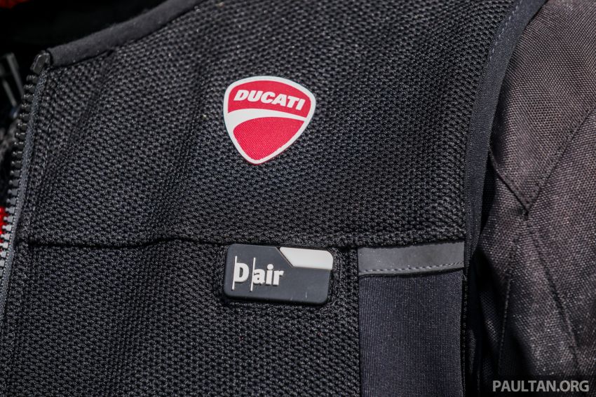 REVIEW: Ducati Smart Jacket airbag vest, RM4,299 1276332