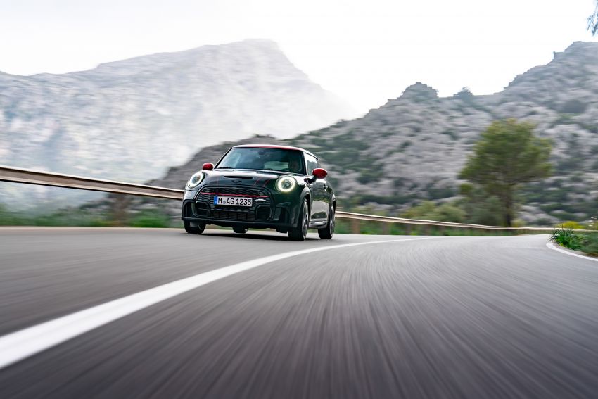 2021 MINI John Cooper Works debuts – new styling; 231 PS and 320 Nm; 0-100 km/h as low as 6.1 seconds Image #1278550