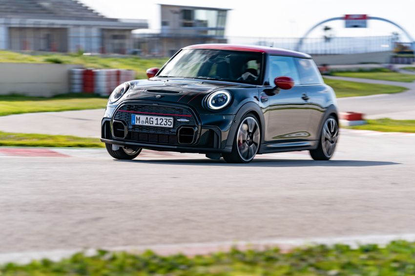 2021 MINI John Cooper Works debuts – new styling; 231 PS and 320 Nm; 0-100 km/h as low as 6.1 seconds Image #1278537