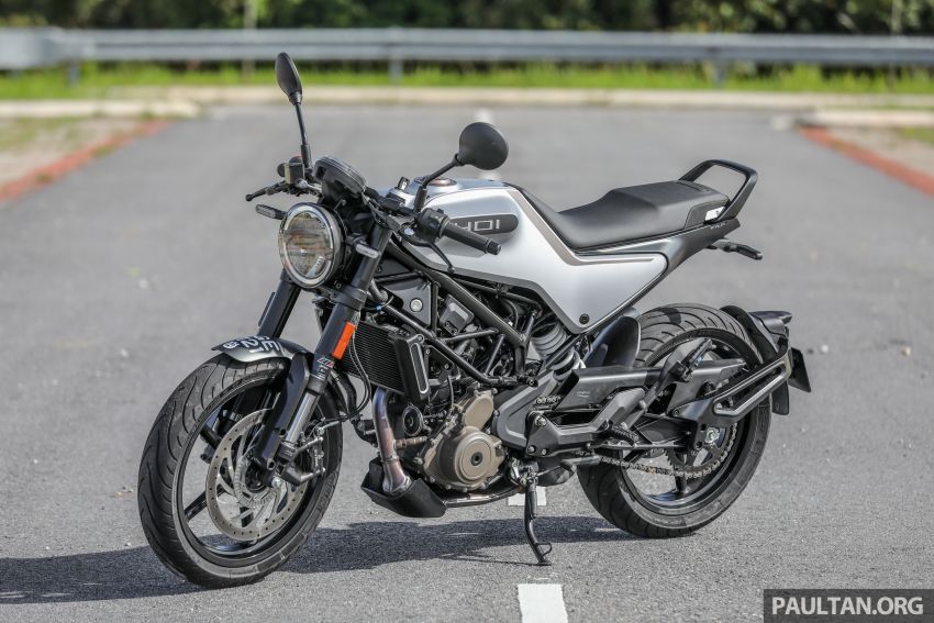 REVIEW: 2021 Husqvarna Vitpilen 401 – off-road hooliganism now comes with on-road manners 1289354