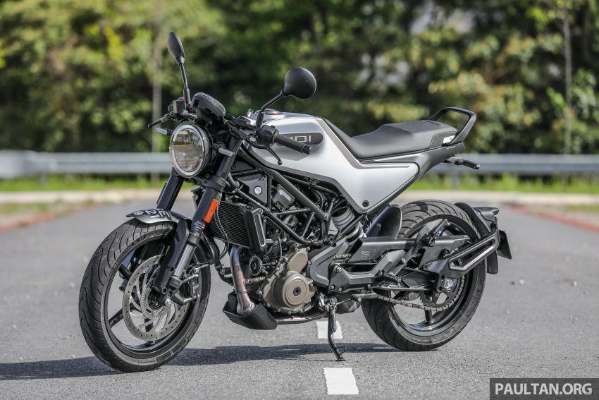 REVIEW: 2021 Husqvarna Vitpilen 401 – off-road hooliganism now comes with on-road manners 1289355