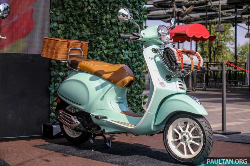 Vespa Primavera Pic Nic 150 tiba di Malaysia – terhad 39 unit, enjin i-GET 150 cc 12.7 hp, harga RM19,900 1277269