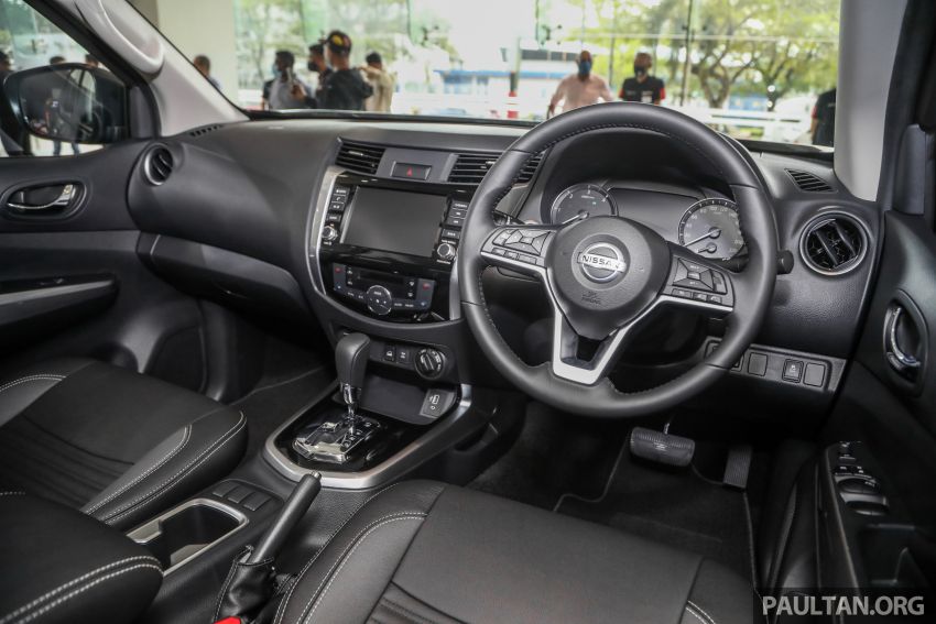 Nissan Navara <em>facelift</em> 2021 dilancarkan di M’sia — enam varian termasuk Pro-4X, dari RM92k-RM142k 1281578