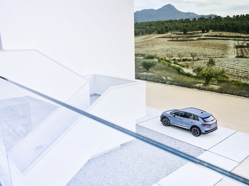 2021 Audi Q4 e-tron, Q4 Sportback e-tron debut – three powertrain variants, 299 PS & 460 Nm; 520 km range 1280016