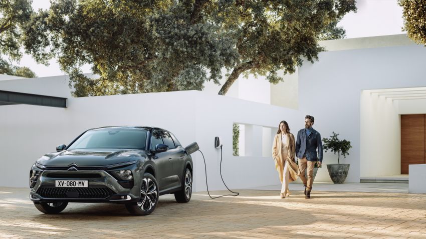 Citroen C5 X crossover debuts – petrol, plug-in hybrid powertrains; Level 2 autonomous driving capability 1277937