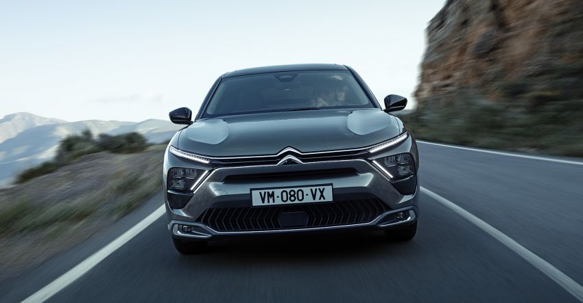 Citroen C5 X crossover debuts – petrol, plug-in hybrid powertrains; Level 2 autonomous driving capability 1277943