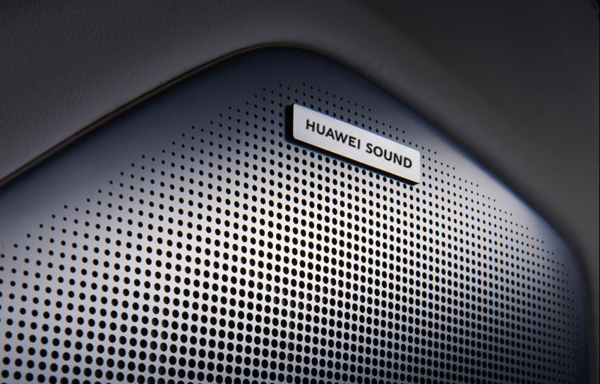 Huawei Seres SF5 diperkenalkan di Auto Shanghai — EV <em>range extender</em> dengan jarak hingga 1,000 km! 1285185