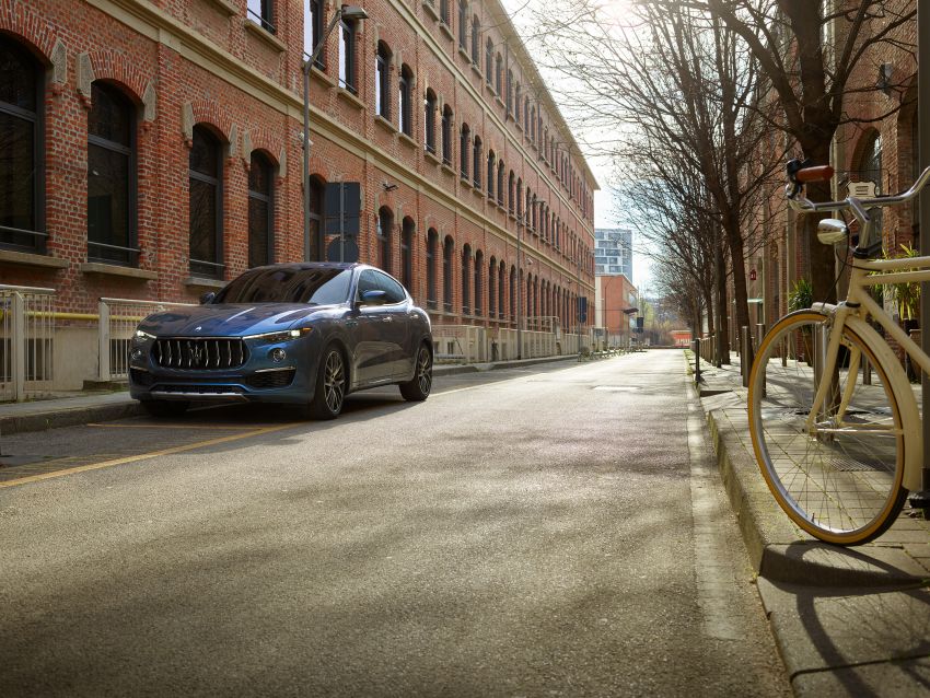 Maserati Levante Hybrid officially debuts – 2.0L turbo four-cylinder with eBooster tech; 330 PS and 450 Nm 1283974