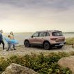 Mercedes EQB buat penampilan sulung — 288 hp, 419 km jarak, cas 100 kW DC 10%-80% dalam 30 minit