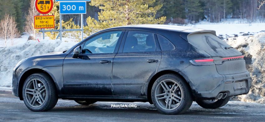 SPYSHOTS: 2022 Porsche Macan second facelift – updated exterior, Direct Touch Control centre console 1275150