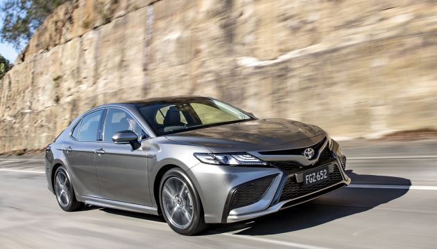 Toyota Camry facelift 2021 dilancarkan di Australia – 2.5L hibrid dengan 218 PS, harga bermula RM99k