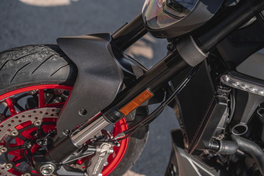 Ducati Monster 2021 – pilihan grafik dan aksesori asli 1298621