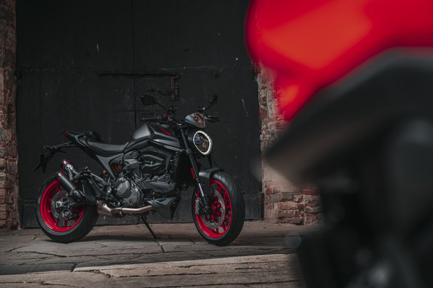 Ducati Monster 2021 – pilihan grafik dan aksesori asli 1298655