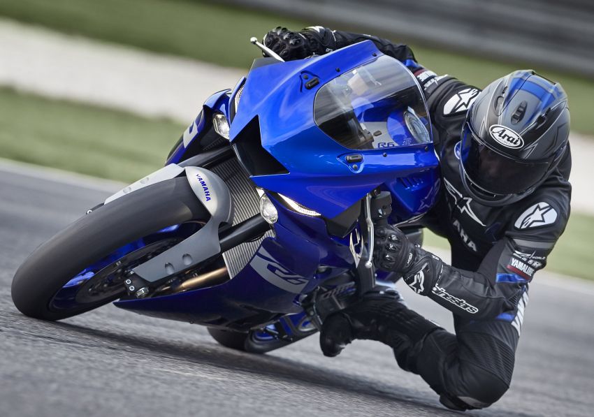VIDEO: Teaser for a new Yamaha middleweight sports? Image #1293042