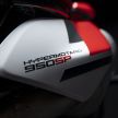 Ducati Hypermotard 950 diberi peningkatan – enjin kini menepati tahap emisi Euro 5, grafik baru bagi SP